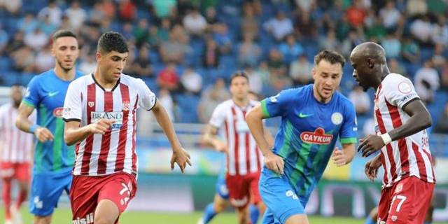 Rizespor 1-1 Sivasspor (MAÇ SONUCU-ÖZET) Rize'de kazanan yok!