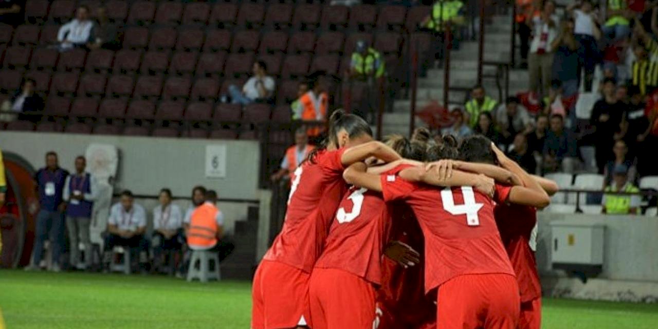 Türkiye 2-0 Litvanya (MAÇ SONUCU - ÖZET) Milliler Elazığ'da galip!