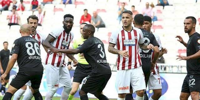 Sivasspor 0-0 Hatayspor (MAÇ SONUCU-ÖZET) | Sivas'ta kazanan çıkmadı!