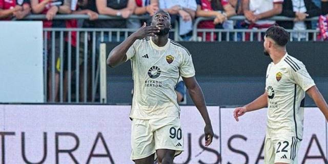 Cagliari 1-4 Roma (MAÇ SONUCU-ÖZET) Roma evinde çok farklı!