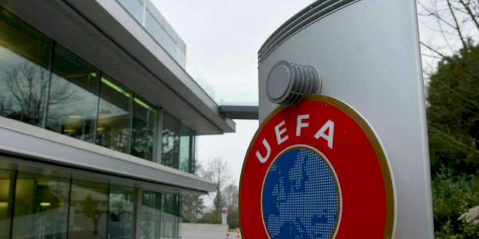 Türkiye Şampiyonlar Ligi'ne 3 takımla gidebilir! UEFA'nın yeni kuralı...