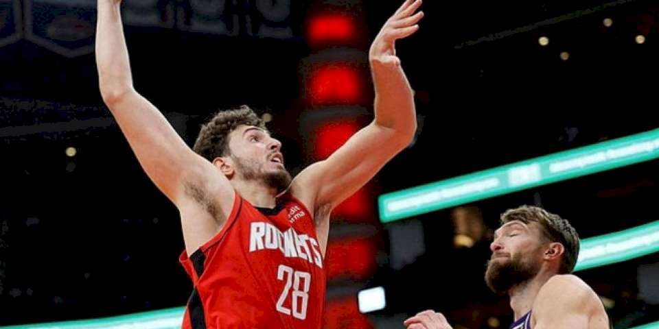 NBA'de Alperen Şengün kariyer rekorunu kırdı!