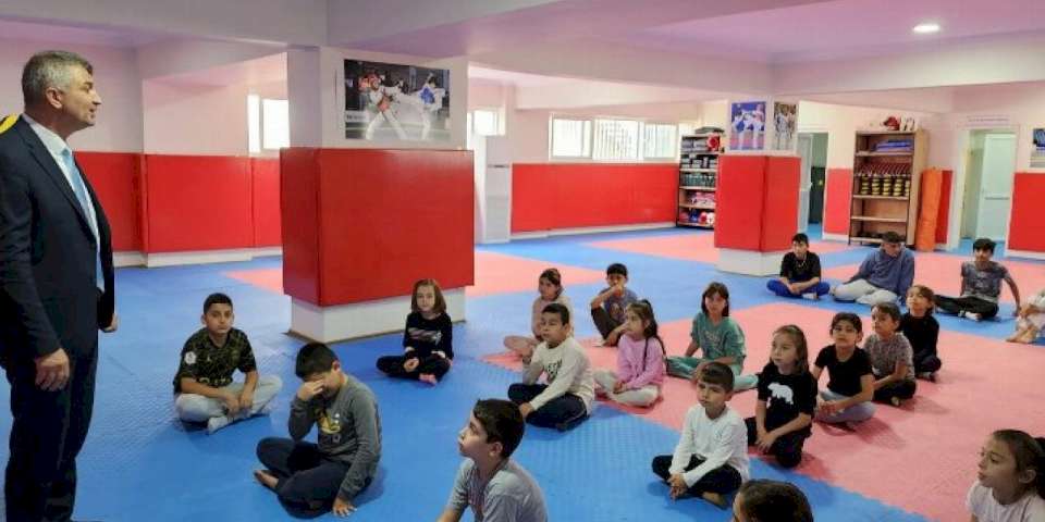 Gölcük'te Çiftlik Kültür Merkezi spor okuluna dönüştü