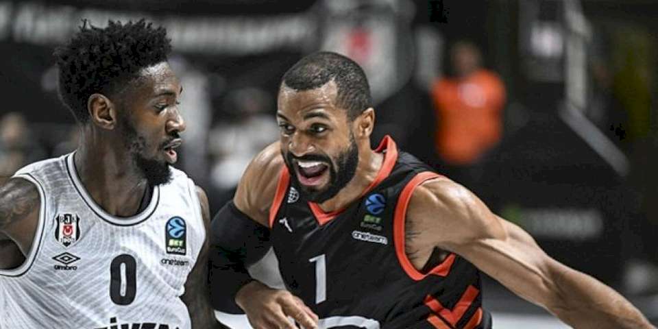 Beşiktaş Emlakjet 80-83 London Lions (MAÇ SONUCU-ÖZET) Kartal potada kayıp!