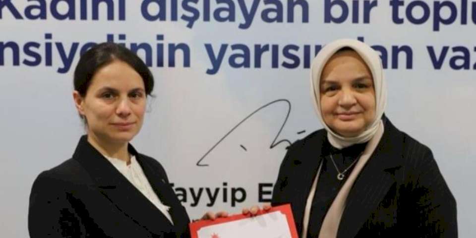 Dilovası AK Kadınlar Ayşe Ak'a emanet