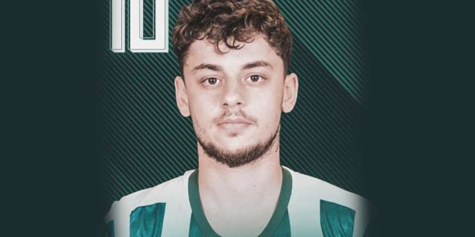 Bursaspor'da Çağatay Yılmaz süresiz kadro dışı bırakıldı