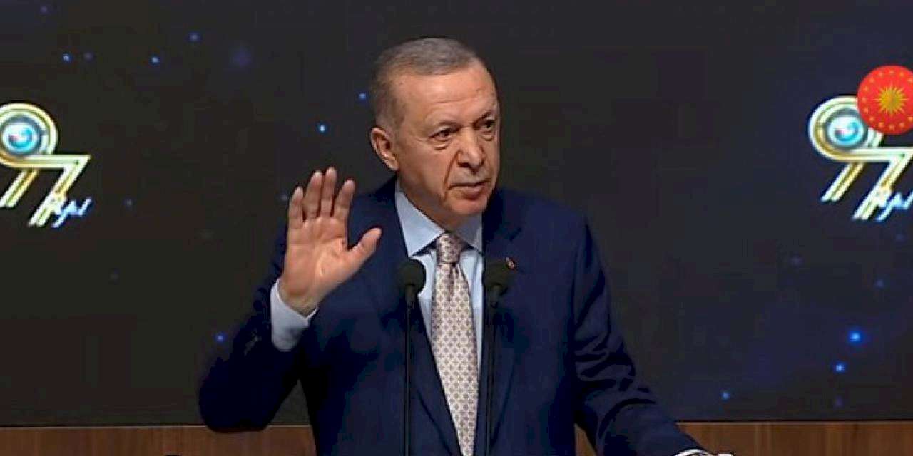 Erdoğan: MİT sivilleştikçe etkinliği güçlendi