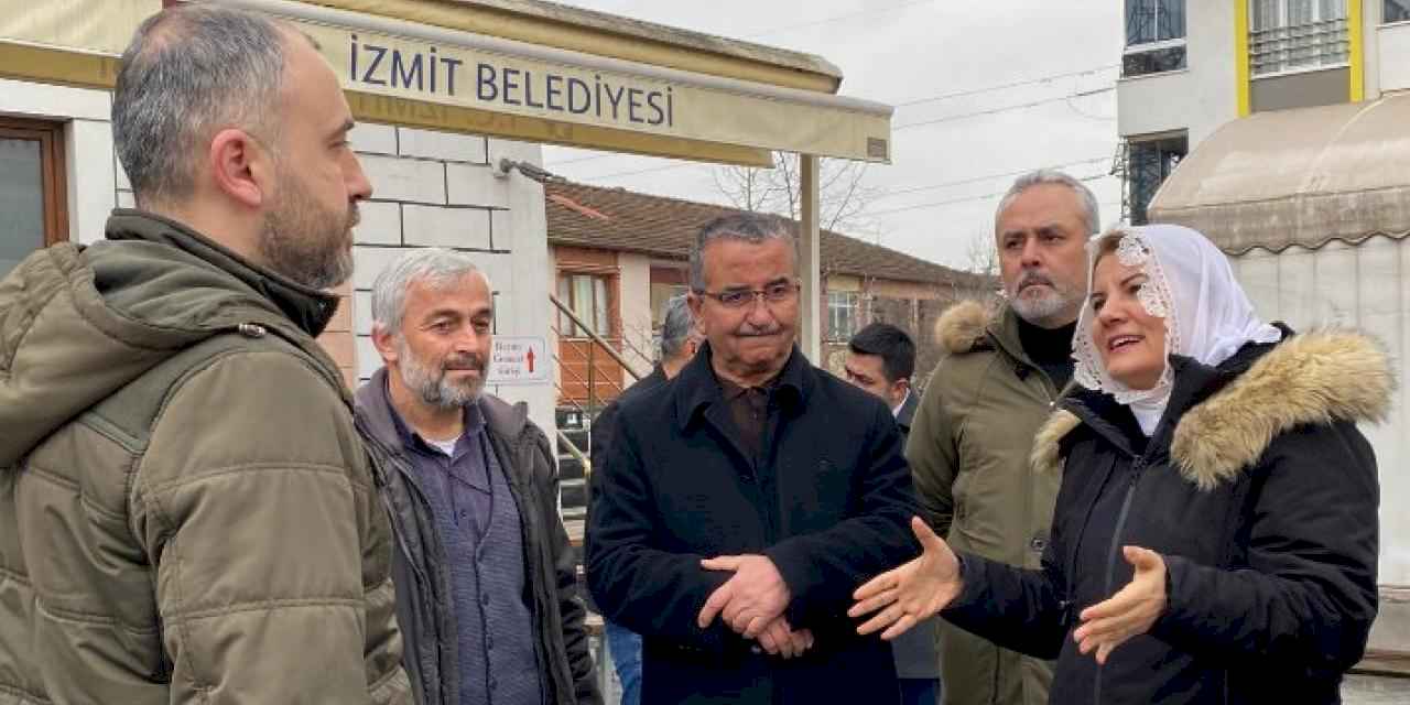 Başkan Hürriyet, Kemer Camii cemaatiyle buluştu