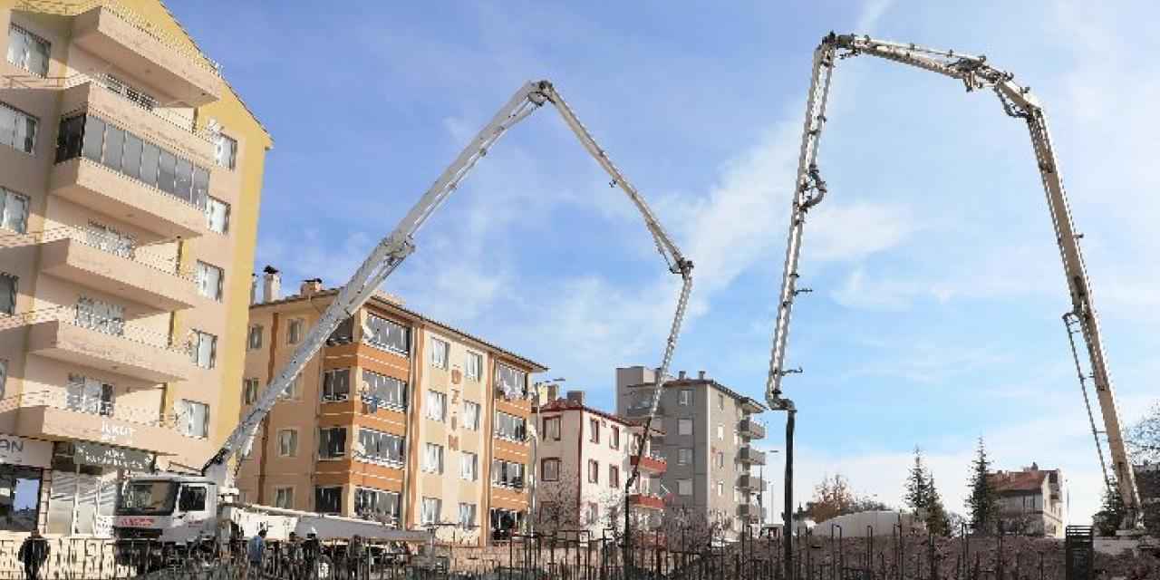 Başkan Çolakbayrakdar, “Sosyal odaklı projeler üretiyoruz”