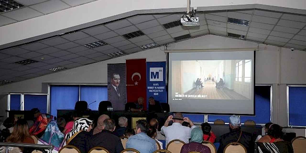 Konya Büyükşehir'den Görme Engelliler İçin Sesli Betimlemeli Film Etkinliği