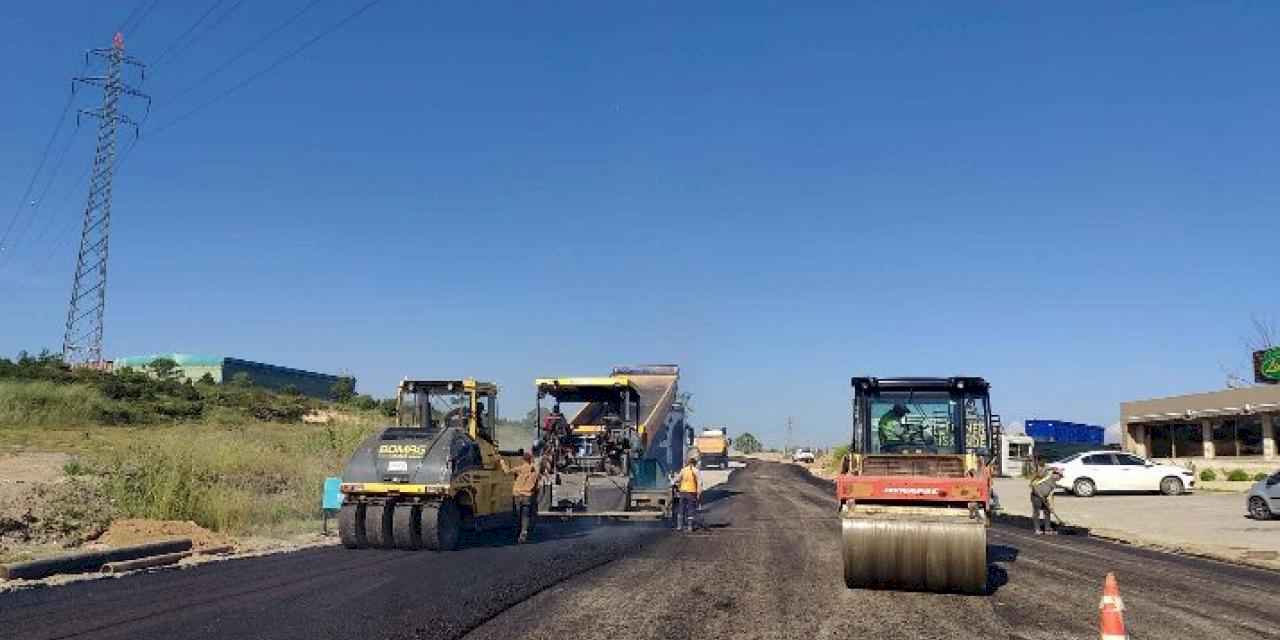 Gebze Pelitli Yolu Caddesine asfalt