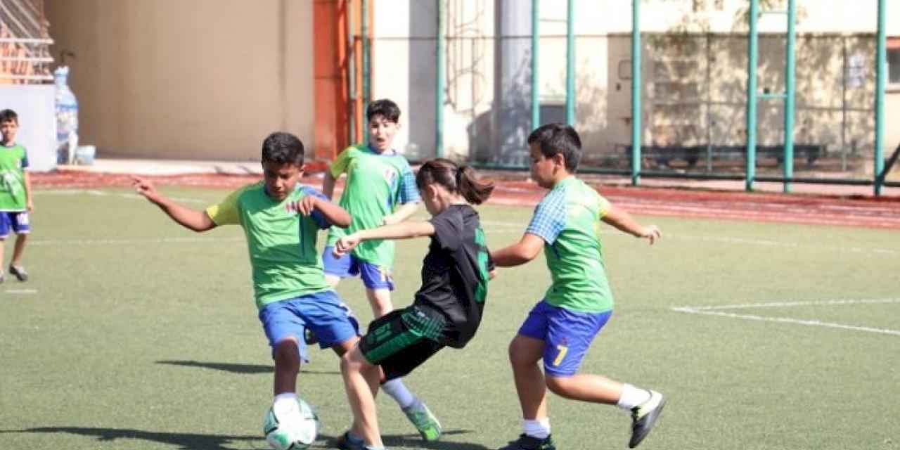 İzmit'te Pişmaniye Cup'ta mücadele ettiler