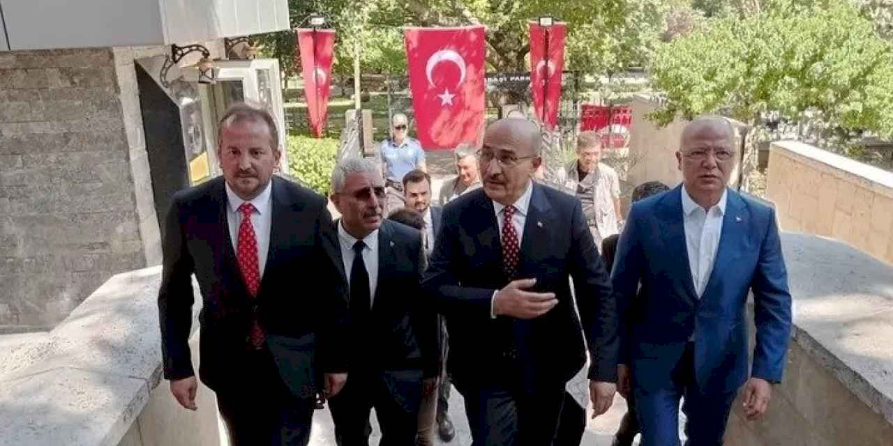 Bursa'da 15 Temmuz şehitleri Pınarbaşı Şehitliği'nde anıldı