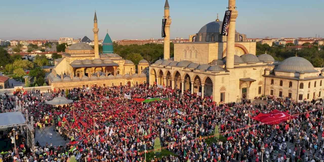 On binlerce Konyalı Gazze için tek yürek oldu