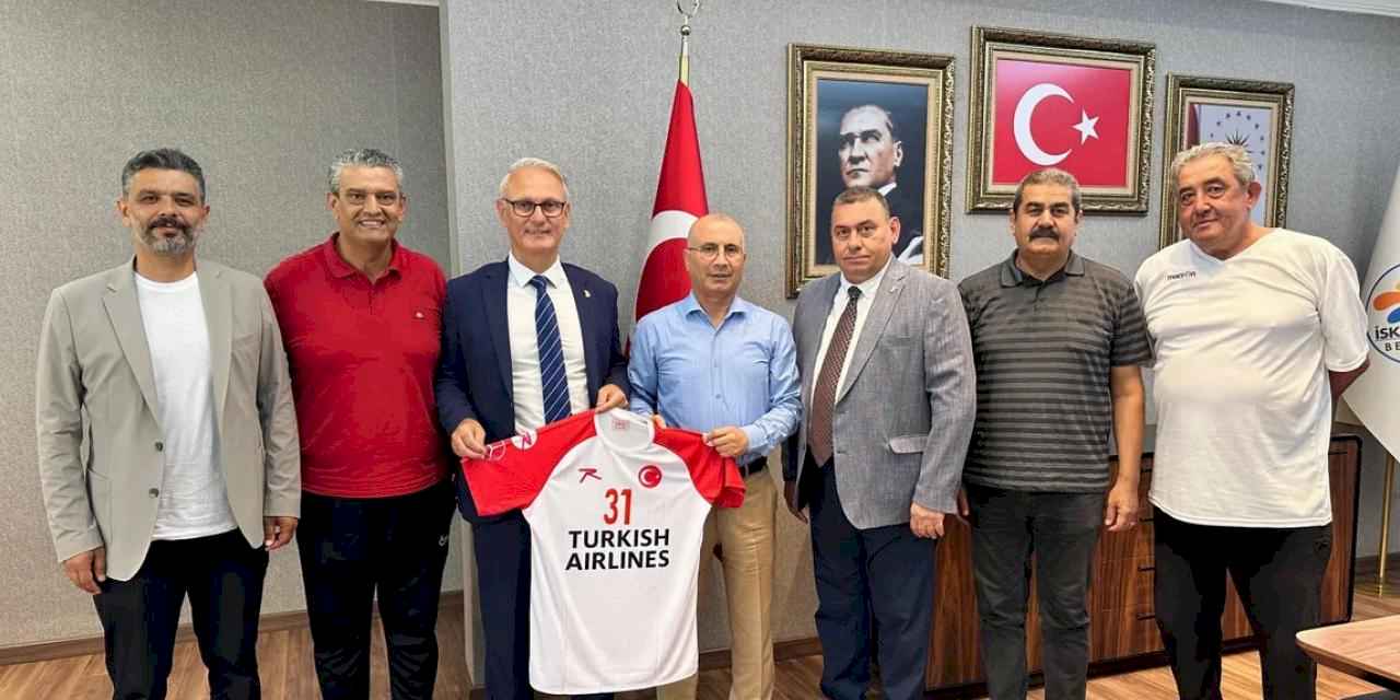 THF Başkanı Uğur Kılıç, Adana ve İskenderun’da temaslarda bulundu