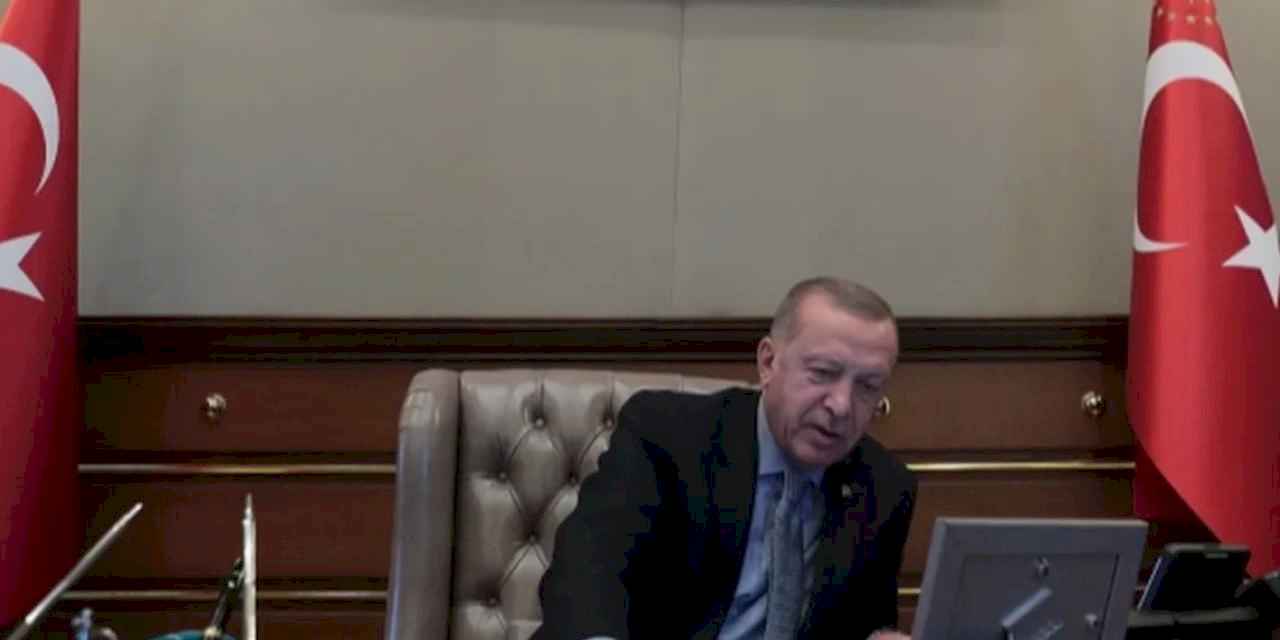 Cumhurbaşkanı Erdoğan'dan yangınzedelere 'geçmiş olsun' telefonu