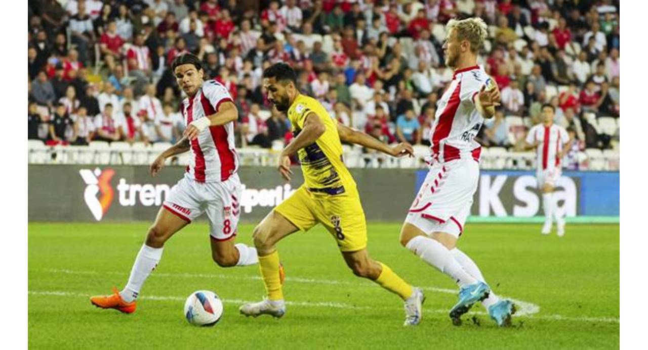 Net Global Sivasspor 0 - 1 İkas Eyüpspor (Maç Sonucu) Eyüp Spor'a tek gol 3 puan getirdi!