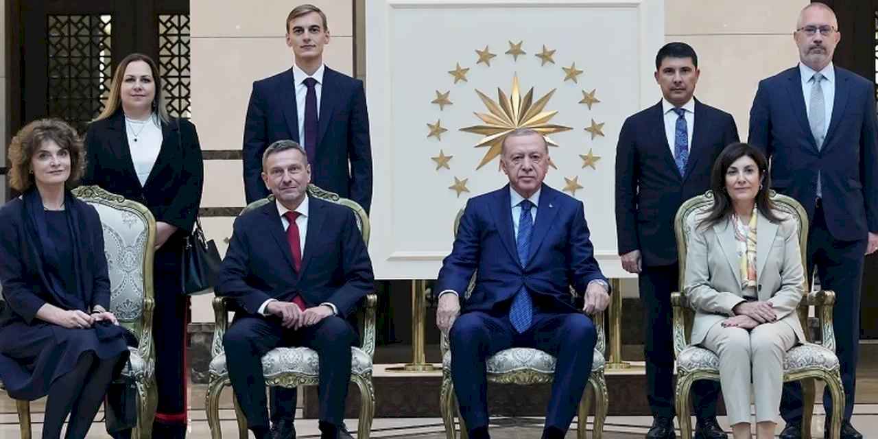 6 Büyükelçi'den Erdoğan'a güven mektubu