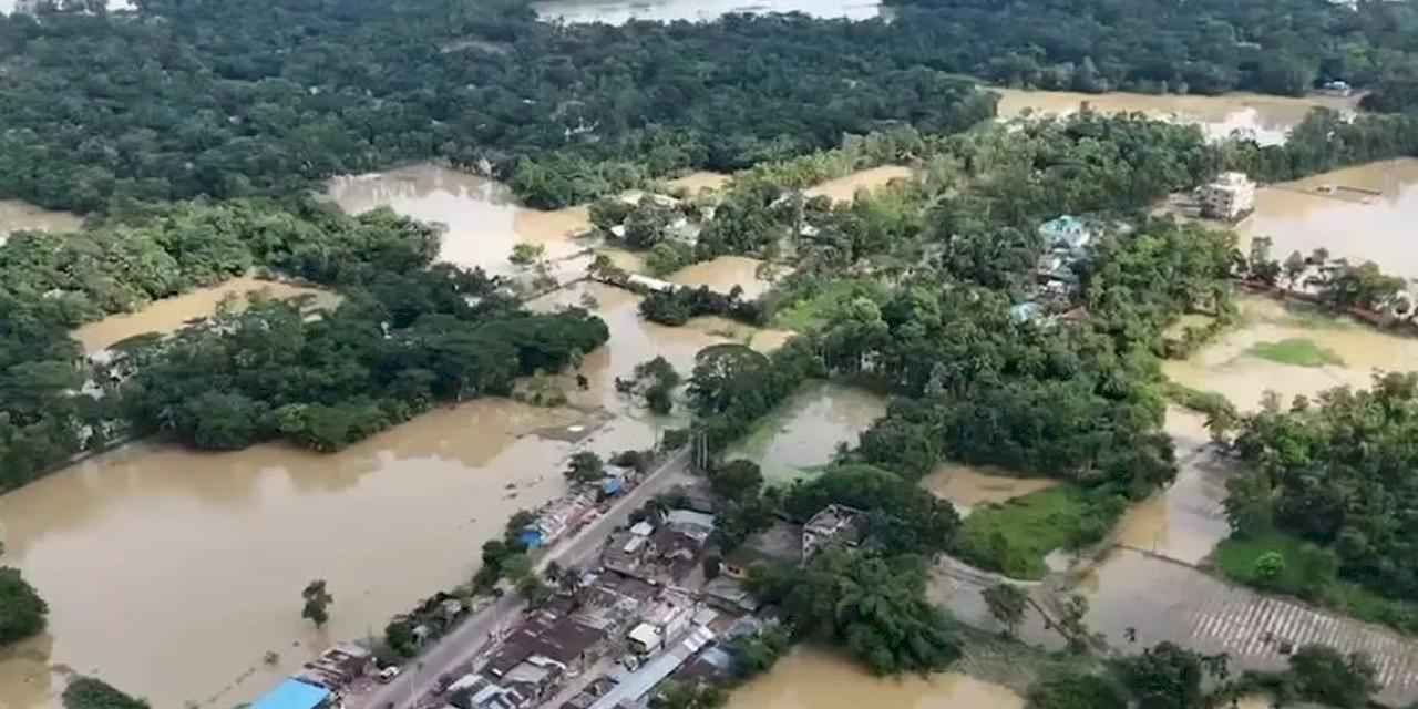 Bangladeş için dost eli sürüyor