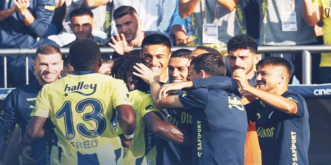 Kasımpaşa 0 - 2 Fenerbahçe (Maç Sonucu) Fener derbi öncesi hata yapmadı!