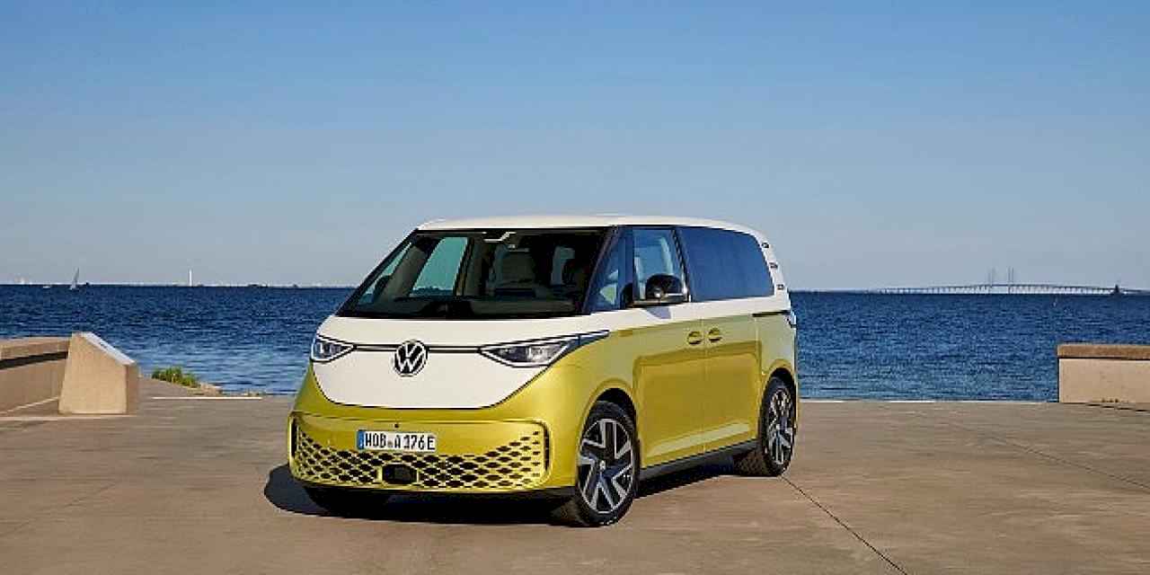 Volkswagen Ticari Araç, tamamen elektrikli ilk modeli ID.Buzz'ı satışa sundu