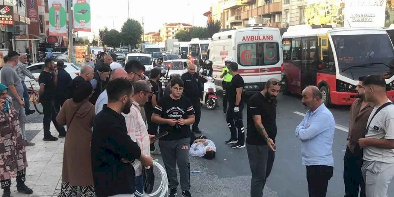 Düzce'de motosikletli yayalara çarptı: 3 yaralı