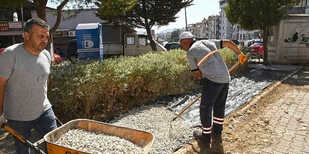 Karabağlar Belediyesi'nden parklara yeni dokunuş