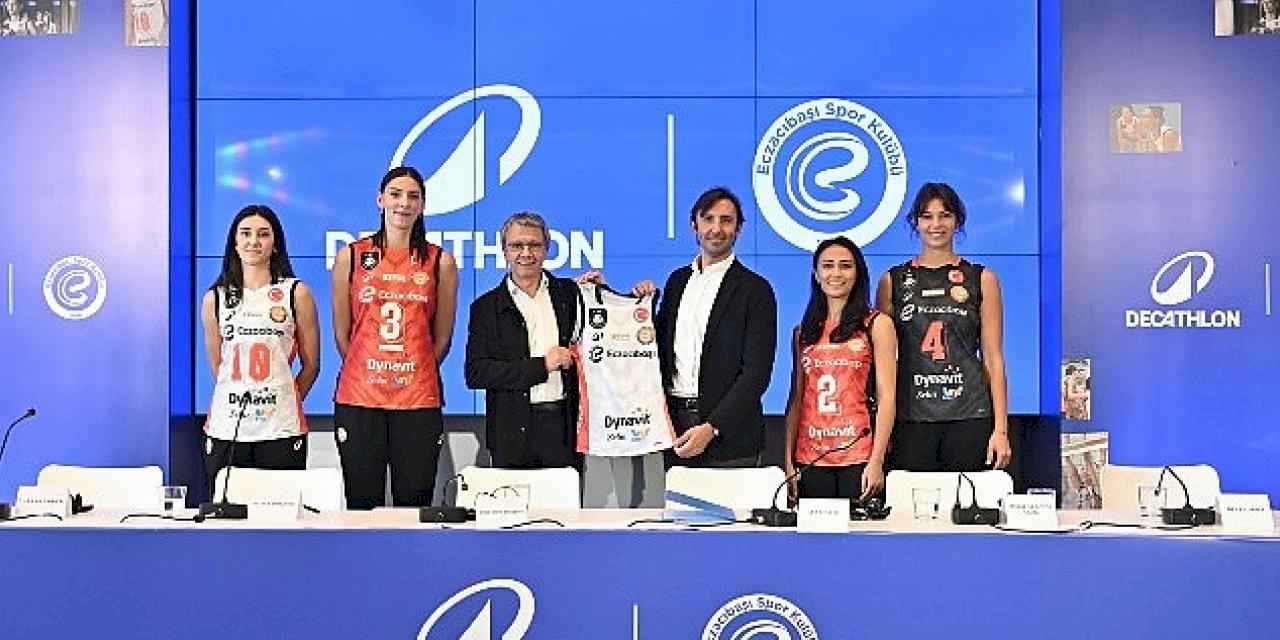 Decathlon, Eczacıbaşı Dynavit Kadın Voleybol Takımı'nın Teknik Sponsoru Oldu