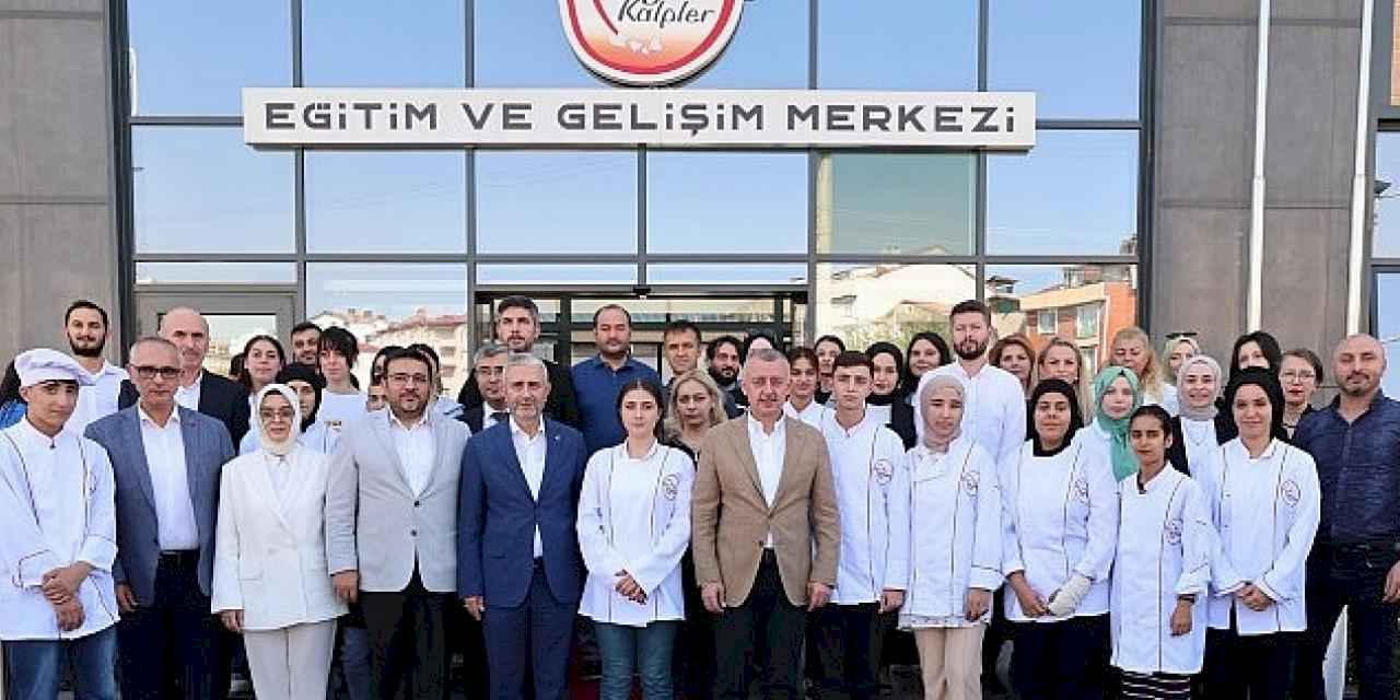 Büyükakın: Gençlerimizin umudu olmaya devam edeceğiz