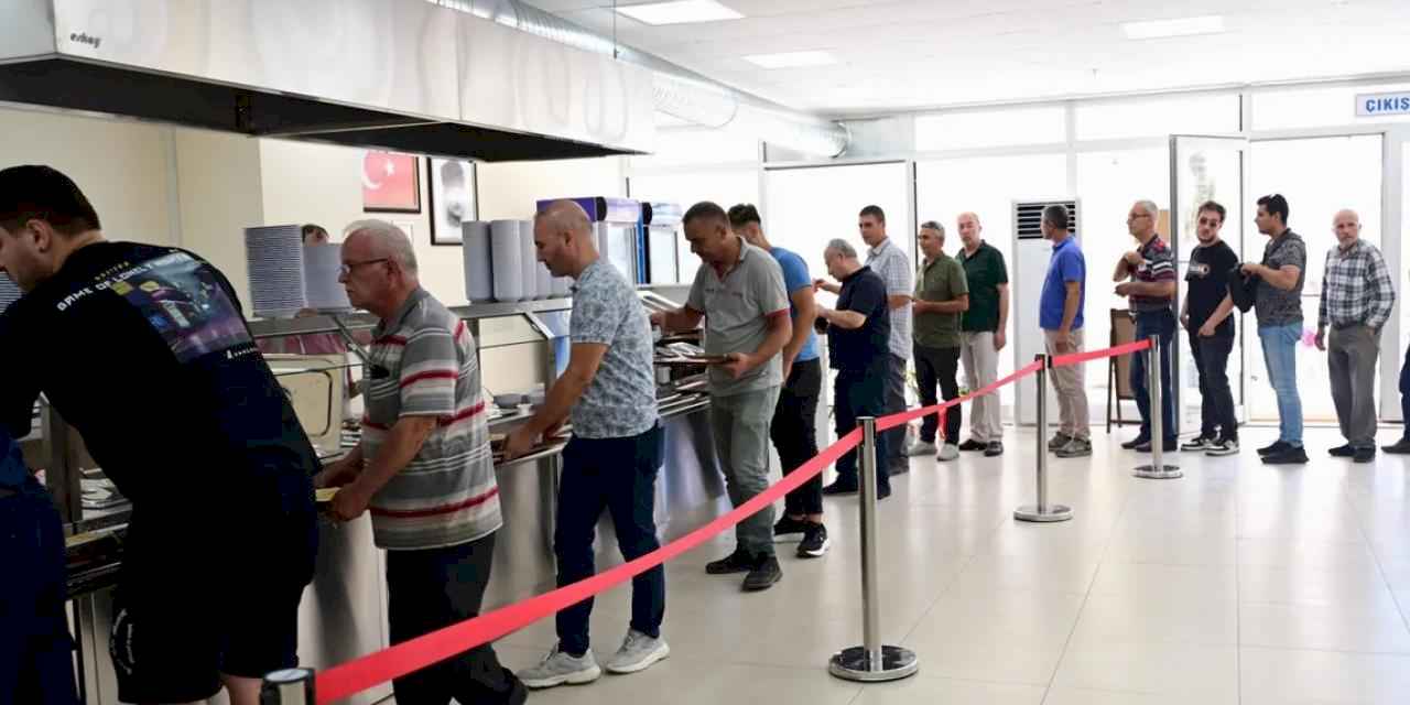 Bursa Karacabey'de kent lokantasına yoğun ilgi