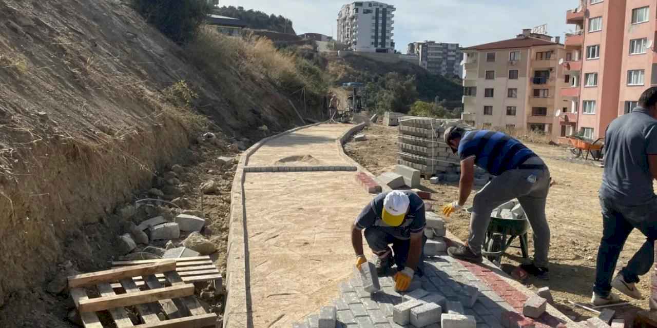 Bursa Gemlik'te mahalleler için hafta sonu da çalışıldı