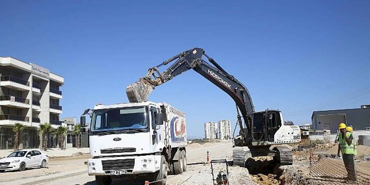 Büyükşehir'den Aksu'da 185 milyonluk altyapı çalışması