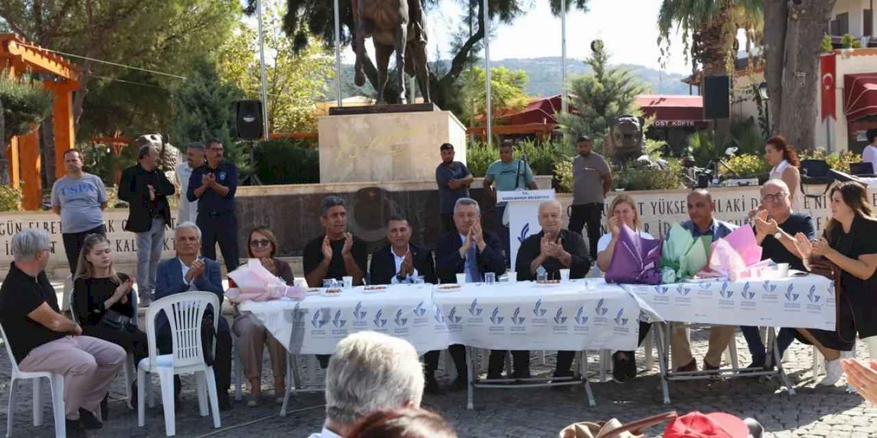 Güzelbahçe’de çifte toplu sözleşme mutluluğu