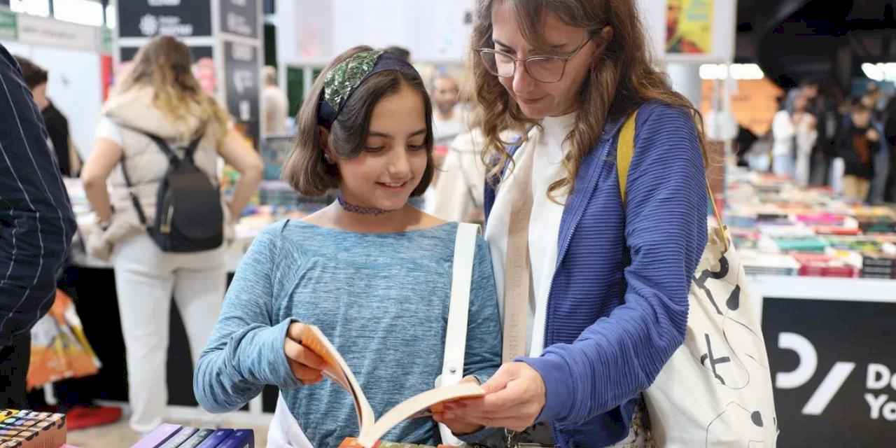 Kitap tutkunu Melis’ten örnek davranış