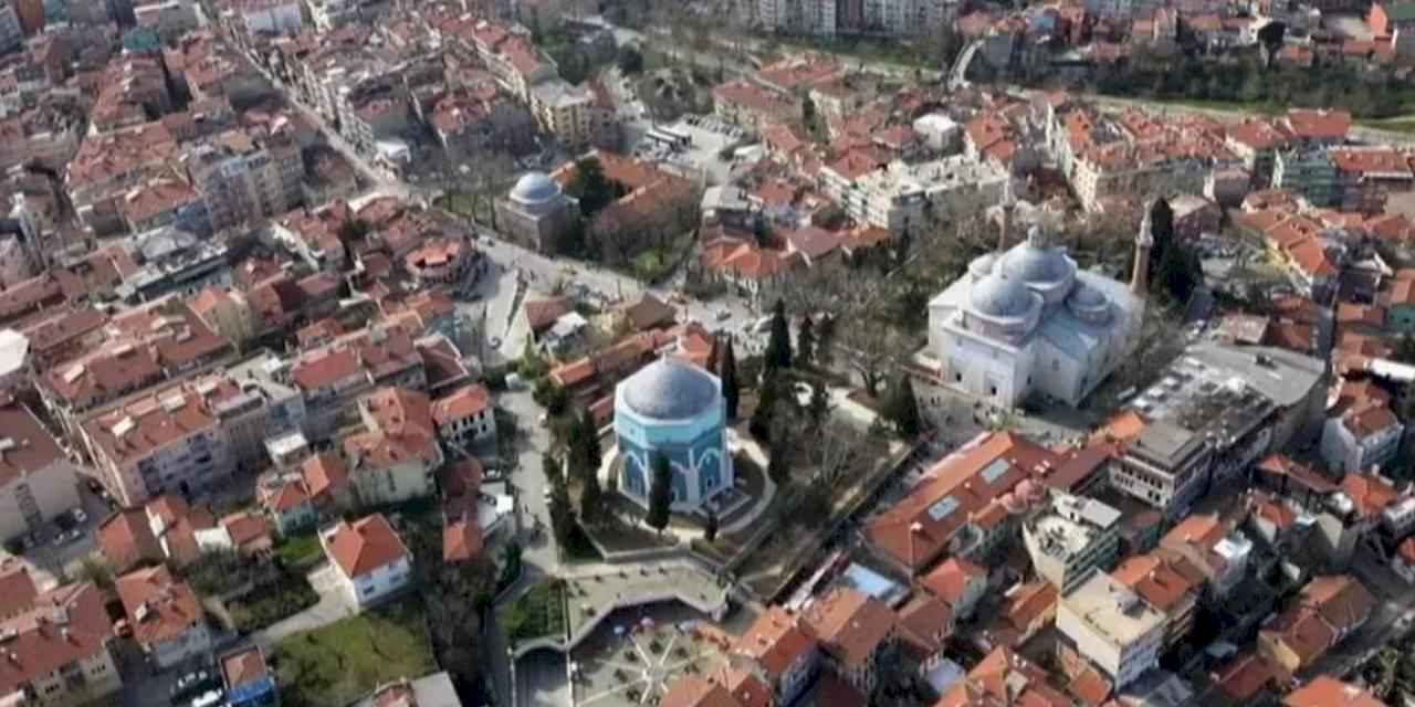 Bursa’da Yeşil Külliyesi görenleri hayran bırakıyor