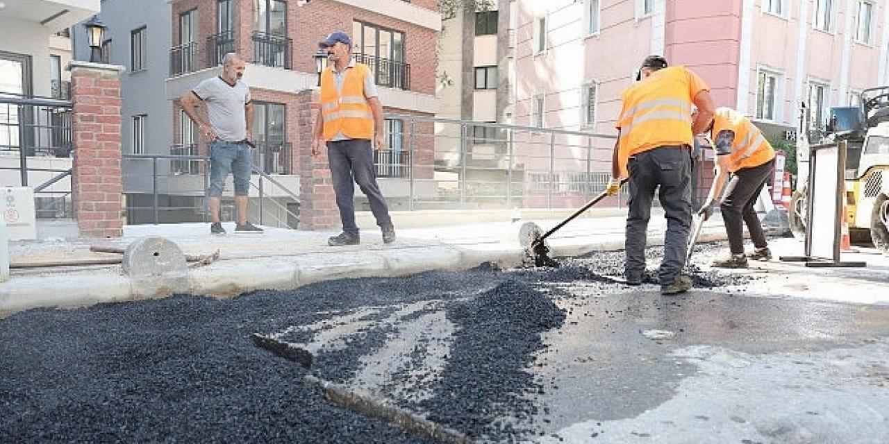 Mahalleliler talep ediyor, Bakırköy Belediyesi yapıyor.