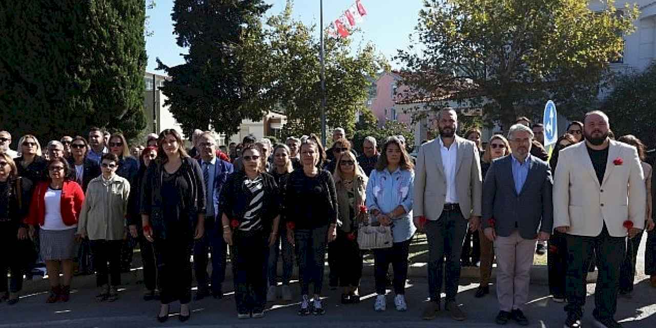 Ahmet Taner Kışlalı Güzelbahçe'de Anıldı