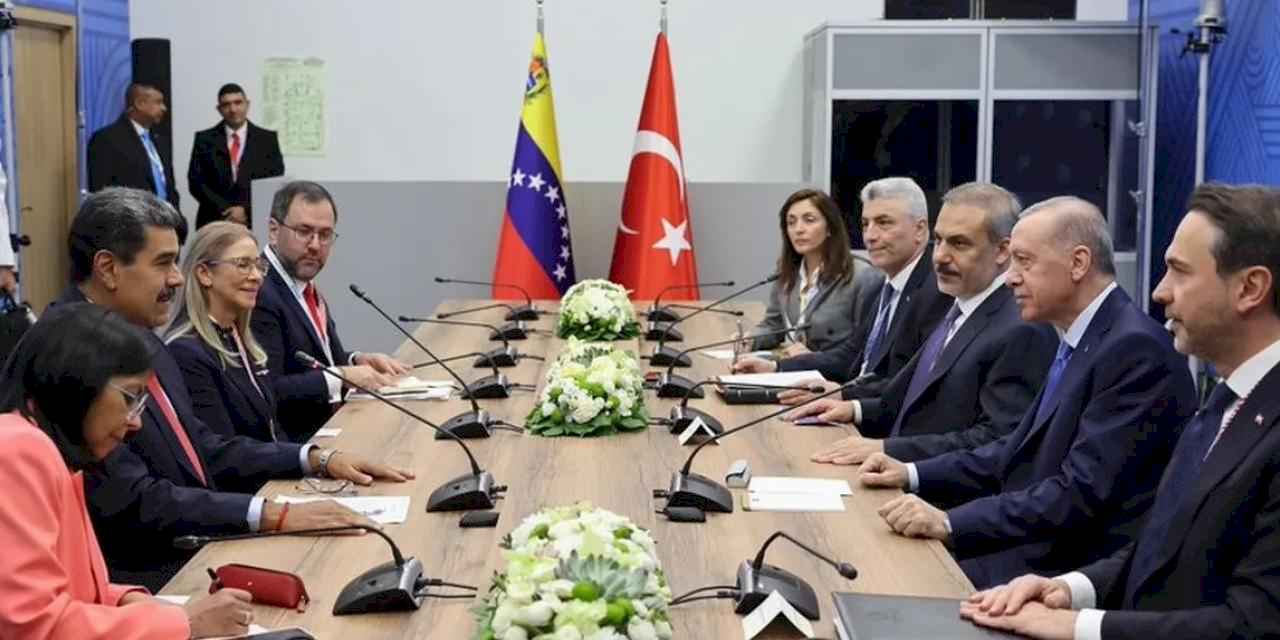 Cumhurbaşkanı Erdoğan, Tataristan'da Venezuelalı mevkidaşıyla görüştü