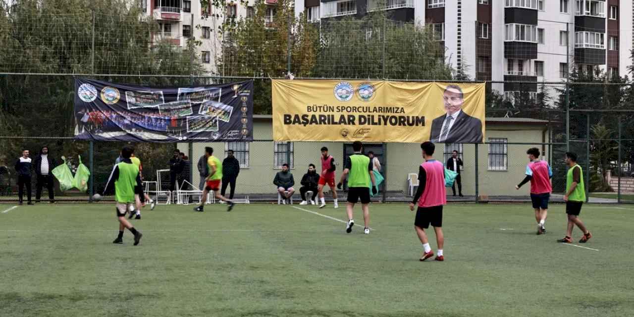 Talas’ın Cumhuriyet Kupasında final yürüyüşü