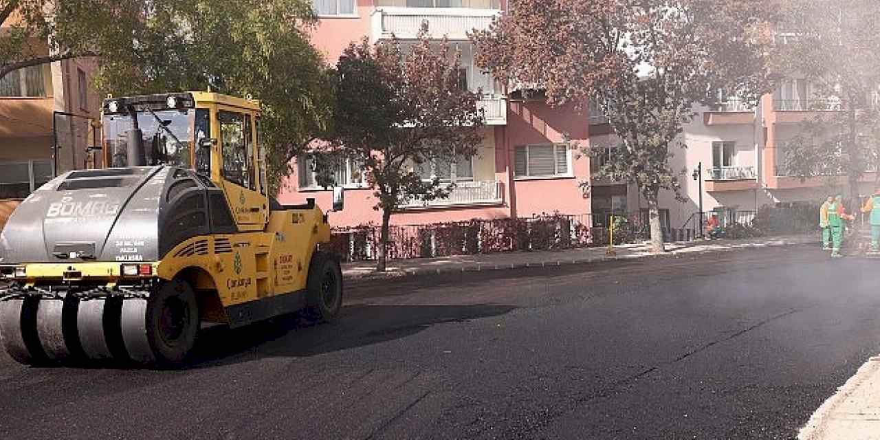 6 Ayda 122 Sokakta Tam Kaplama Asfalt Çalışması