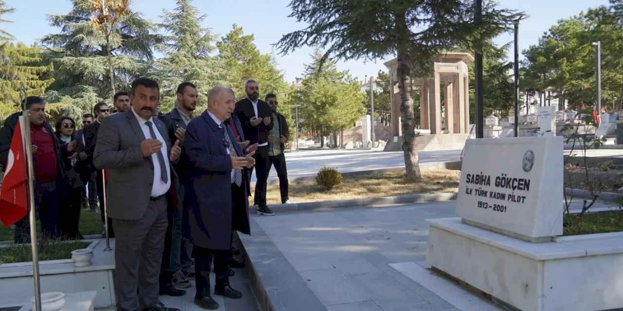 Özdağ: Öcalan İmralı'da ölmeye kendisini alıştırmalıdır