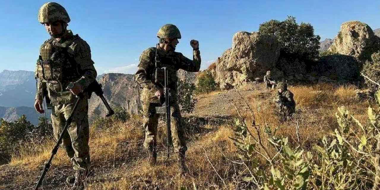 Türk askeri durdurulamıyor! 11 terörist daha etkisiz hale getirildi