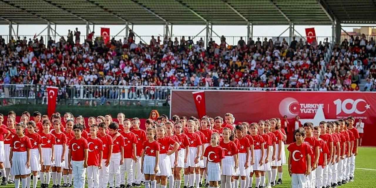 Aliağalılar 29 Ekim Cumhuriyet Bayramı Coşkusunu Hep Birlikte Yaşayacak