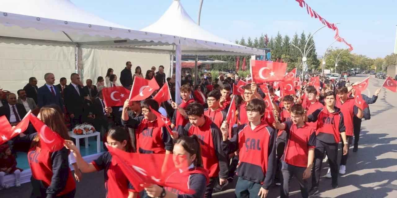 Çayırova’da Cumhuriyet Bayramı coşkusu