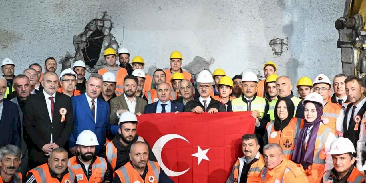 Rize Çamlıhemşin Tüneli'nde ışık göründü