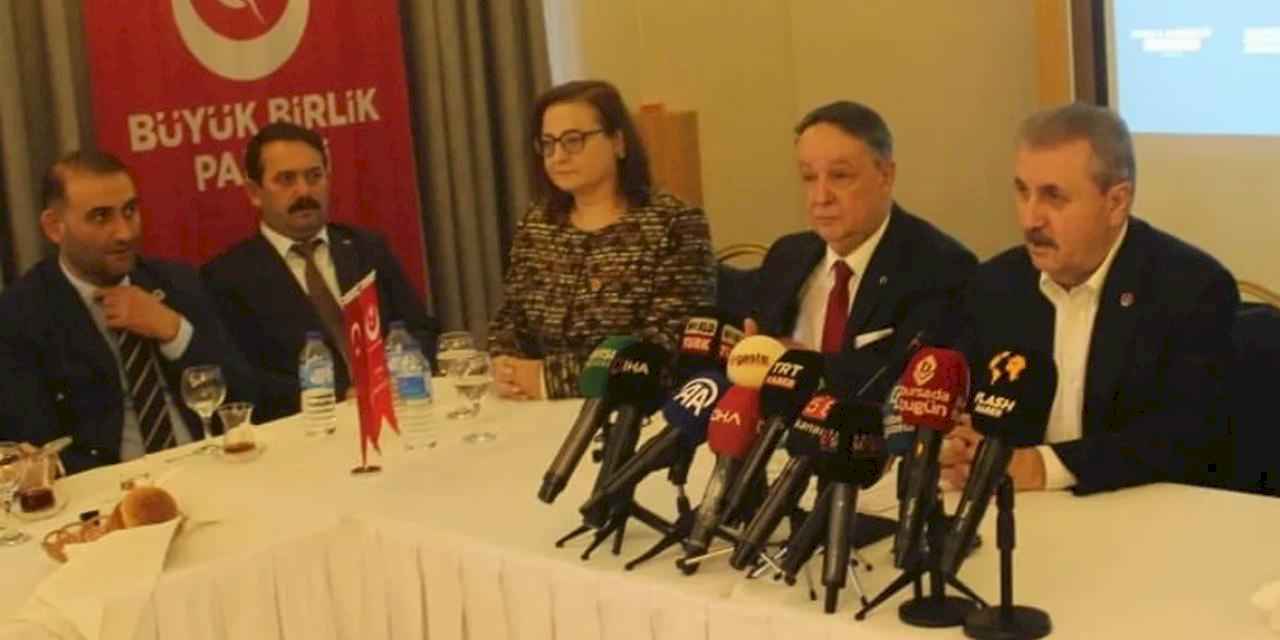 Destici: 2025'ten sonra gelecek erken seçim çağrılarına 'evet' demeyeceğiz