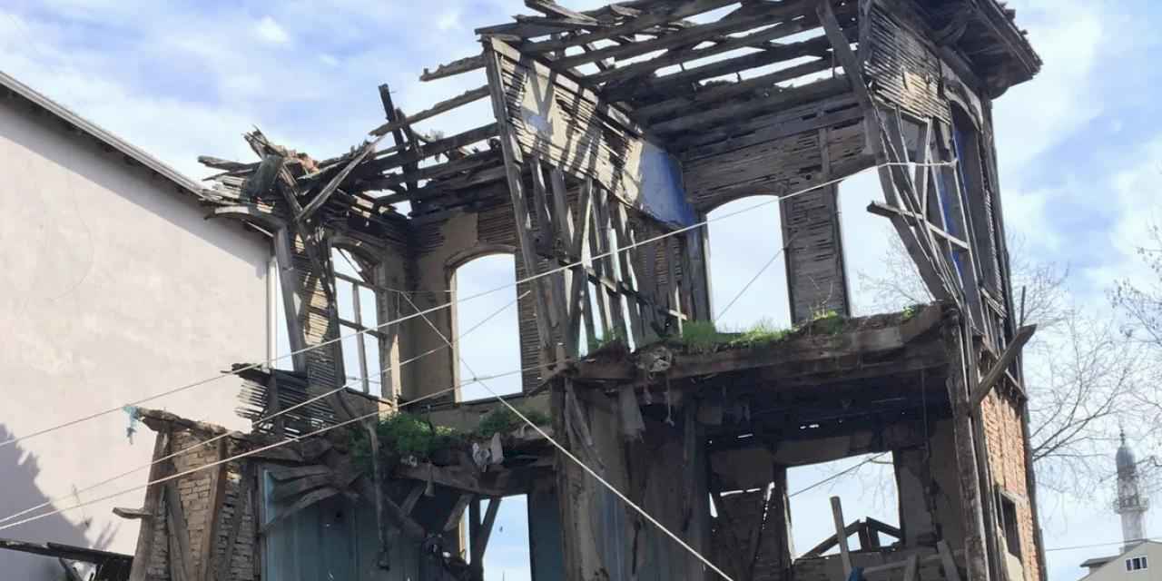 Sakarya'da 100 yıllık konak yeniden ayağa kaldırılacak