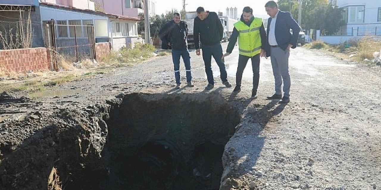 Hürriyet Mahallesi'nde Yağmur Suyu Hattı Yenilendi