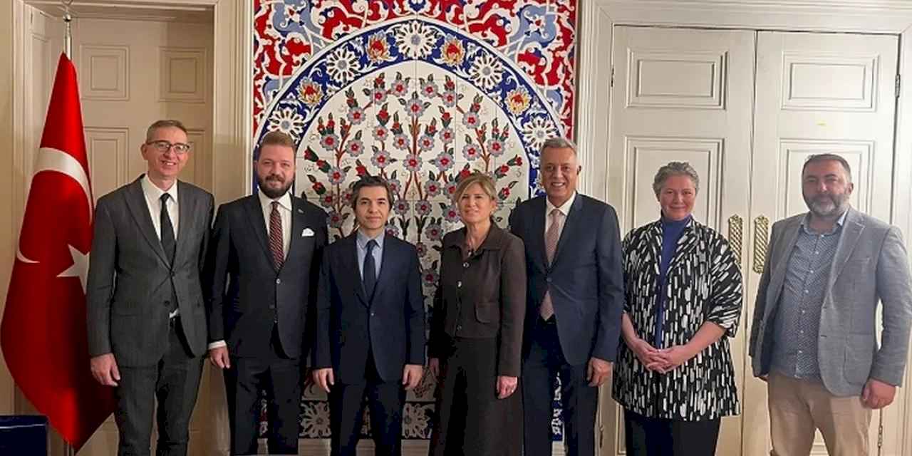 Bursa, Londra'da vitrine çıktı