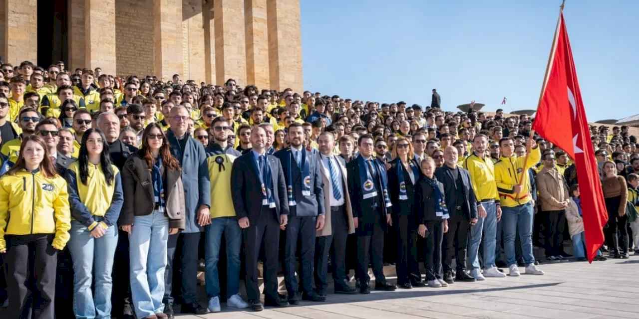 1907 Fenerbahçe Derneği ve UNİFEB’ten Anıtkabir ziyareti